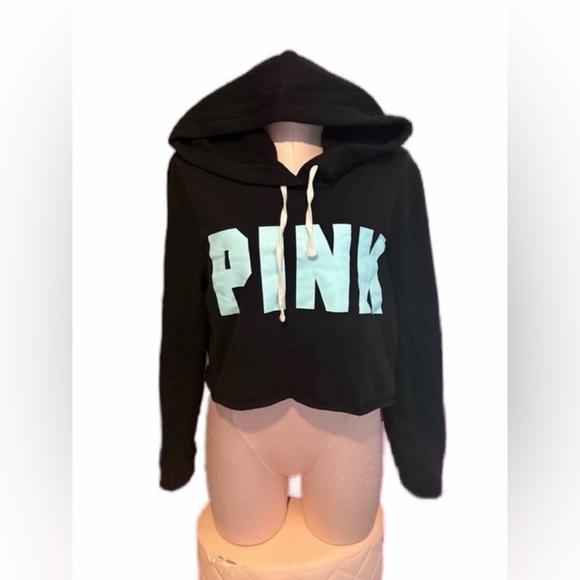 PINK Victoria's Secret Tops - ⭐️ 3/$15 ⭐️ 
EUC / NEAR NEW VS PINK Crop Hoodie with Blue PINK Logo size M